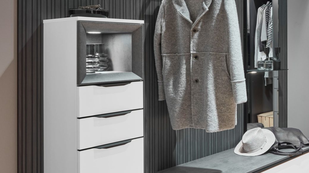 Dressing sur mesure : idées et conseils pour bien l’intégrer chez soi
